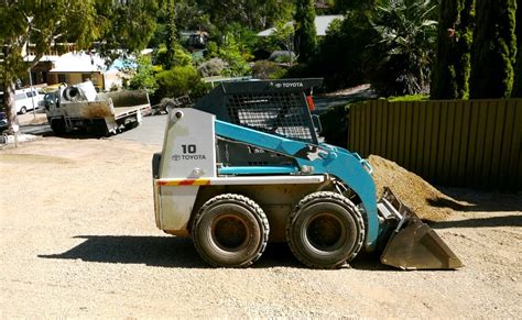 digging equipment hire adelaide